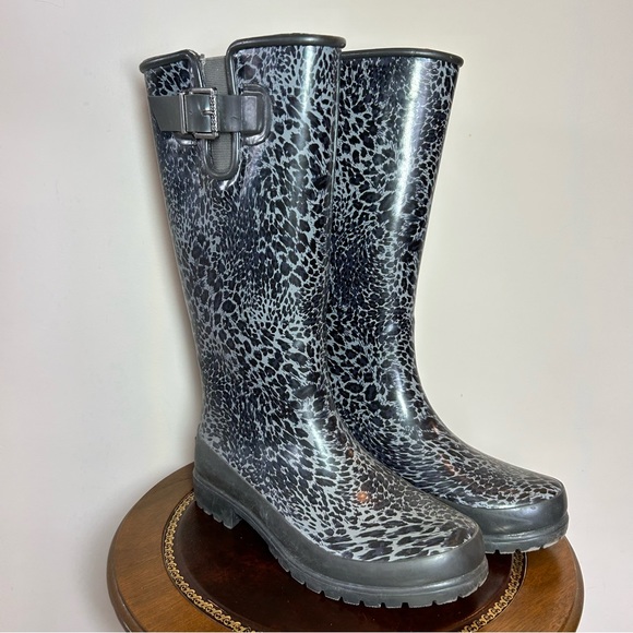 Sperry Shoes - Sperry Rain Boots Sz 7 EUC